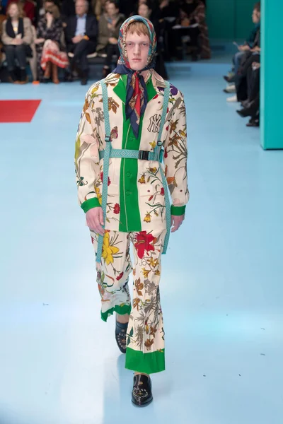 Look 21